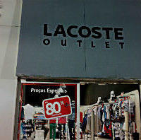 Outlets em Moema trazem preços baixos de grandes marcas