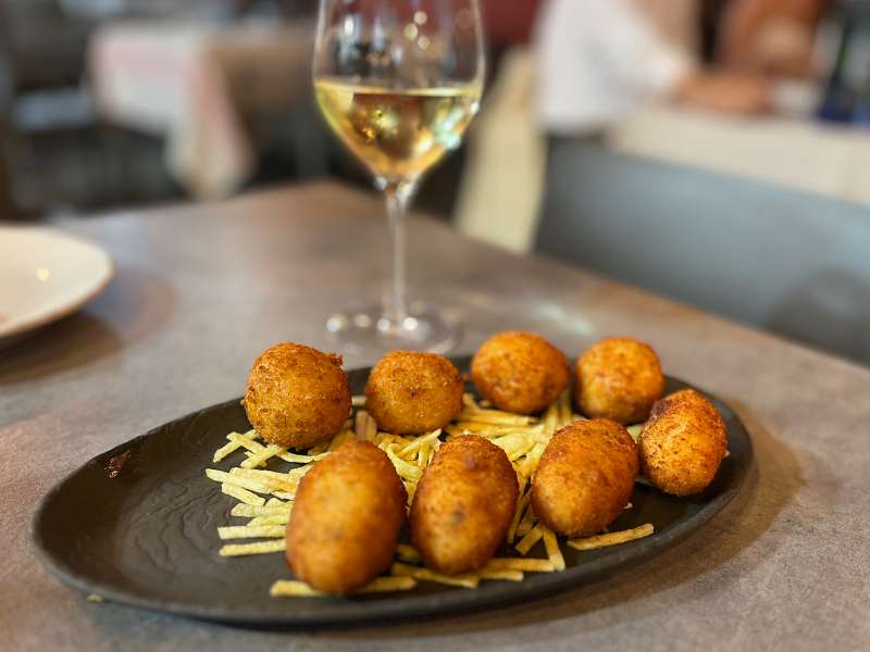 Porção de croquetas do Restaurante Los Galayos