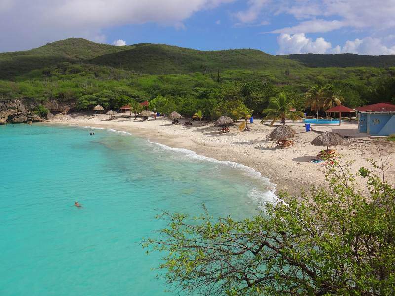 Praia Kenepa Grandi em Curaçao, no Caribe